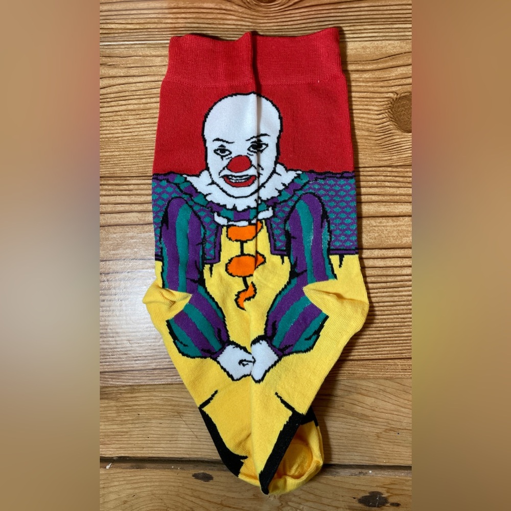 NEW Pennywise IT Clown Adult Socks Halloween